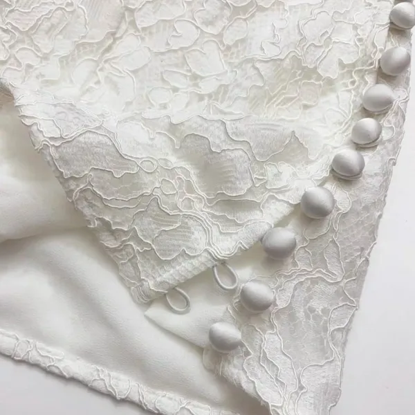 HELSA The Forever Audrey Lace Camisole Elegant White Lace Top S - Image 8