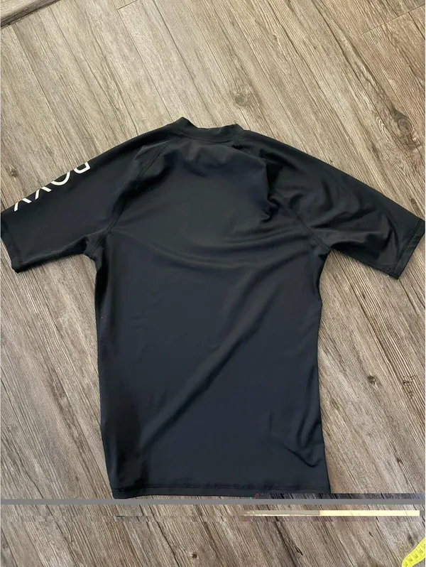 Roxy Whole Hearted SS Rash Guard - Black Medium 90s Y2K - Image 2