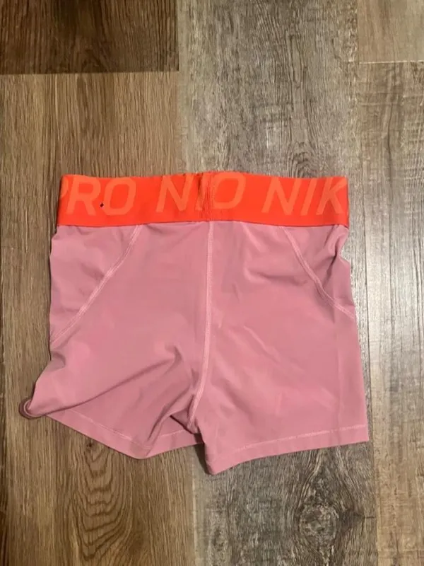 Nike Pros Pink - Image 2
