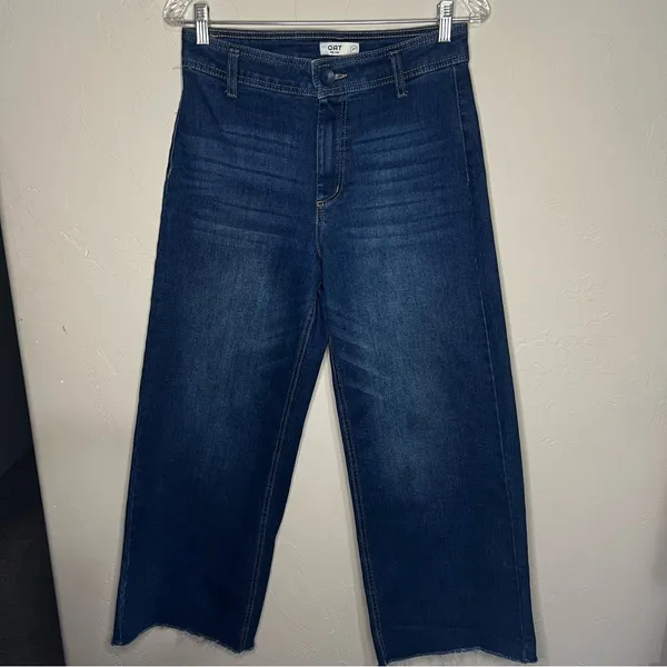 OAT New York High‎ Rise Wide Leg Raw Hem Cropped Denim Jeans - Image 3