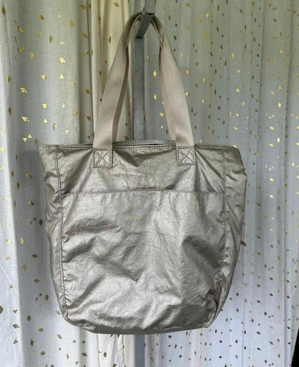Juicy Couture Metallic 8 Compartment Medium Tote Shoulder Bag With Charm - Image 3
