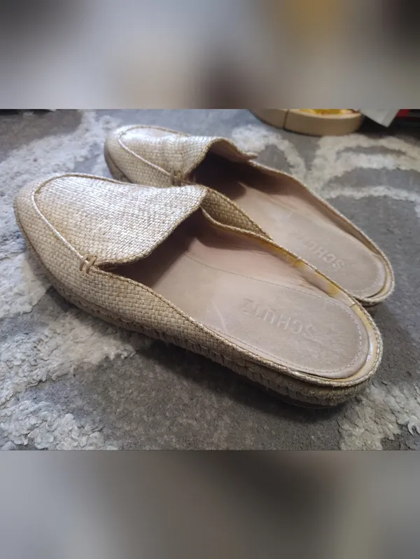 SCHUTZ Natural Beige Woven Slip-On Mules - Image 3
