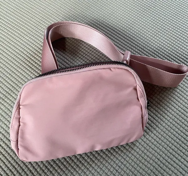 Halara Pink Fanny pack - Image 2
