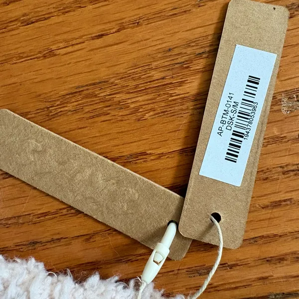 SKIMS Cozy Knit Fuzzy Shorts – Light Tan – S/M– NWT - Image 2