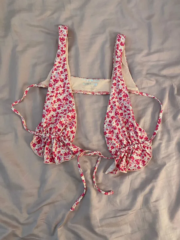 Frankies Bikinis Top - Image 2