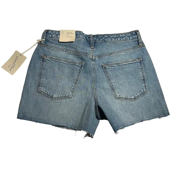 Universal Threads Vintage Midi Stretch Shorts Raw Hem Size 4 Festival Rodeo - Image 2