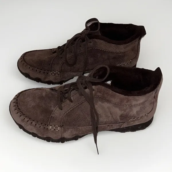 Skechers SN 44706 Women 7.5 Lineage Chukka Brown Suede Lined MoccasinBoots - Image 2