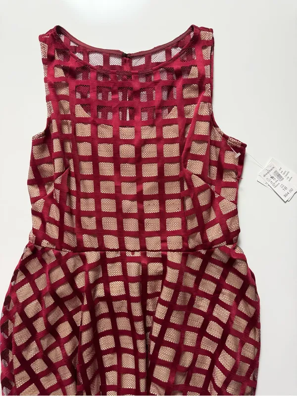 NWT Dressbarn Fit & Flare Overlay Lined Dress, Red/Beige, Size 16 - Image 2
