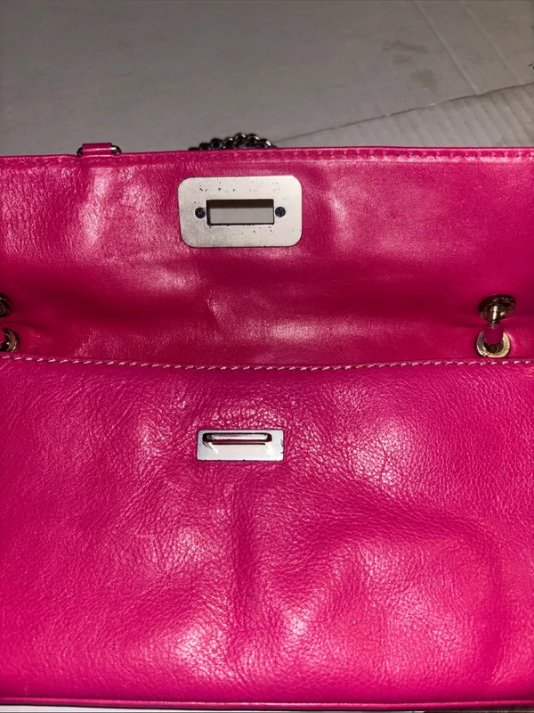 Michael Kors Fuchsia Pink Leather Shoulder Bag Silver Chain Handle And Lock - Image 6