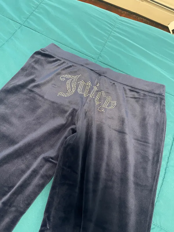 NWT juicy couture classic velour track suit M - Image 8