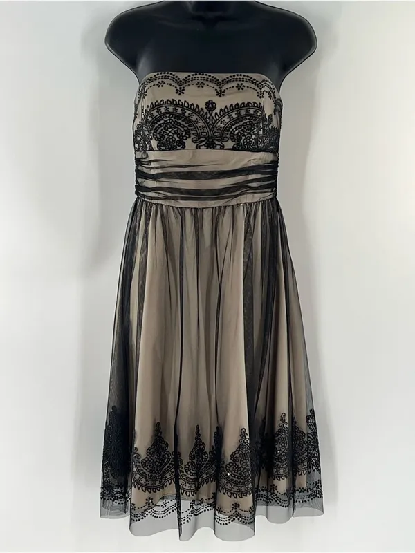 David’s Bridal Caviar Beaded Black Netting Over Beige Lining Cocktail-Size 8 - Image 5
