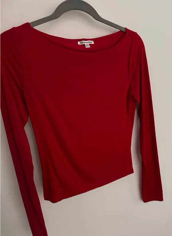 NWOT Reformation Wiley Knit Top in Lipstick - Image 2