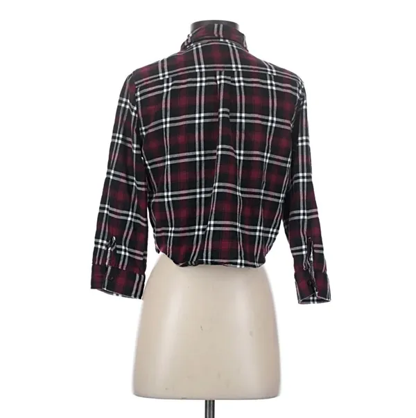 Forever 21 Burgundy and Navy Plaid Cropped Flannel - Image 2