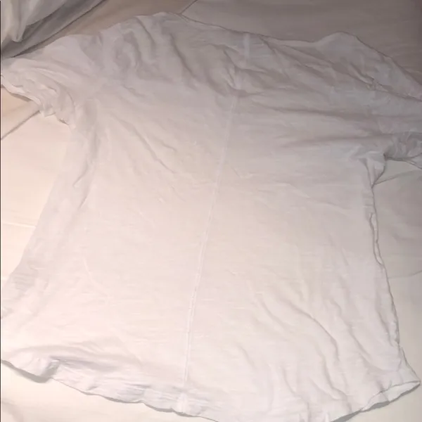 White v neck tee medium - Image 2