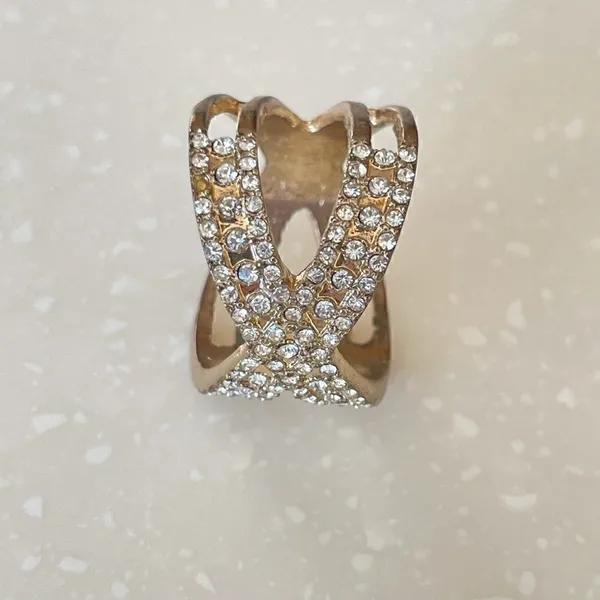 Crisscross costume ring Gold - Image 2