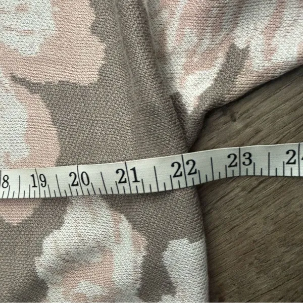 Ruby Rd Women's XL Sweater Floral Knit Pullover Tan Pink Crew Neck EUC - Image 8