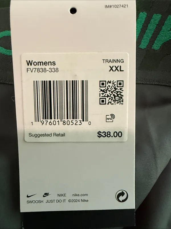 Nike Pro Teal and Emerald Compression Shorts. - Image 6