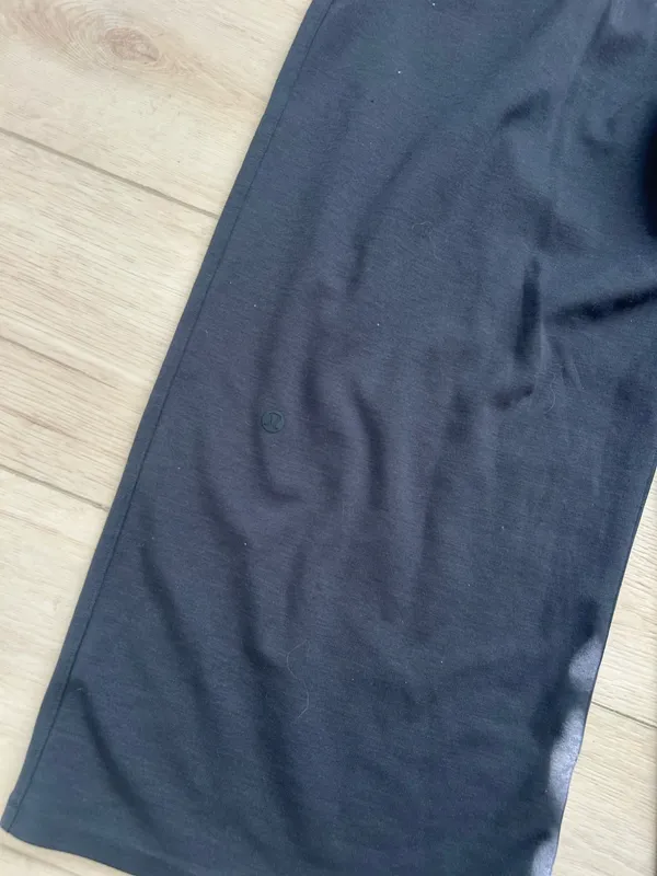 Lululemon pants - Image 3