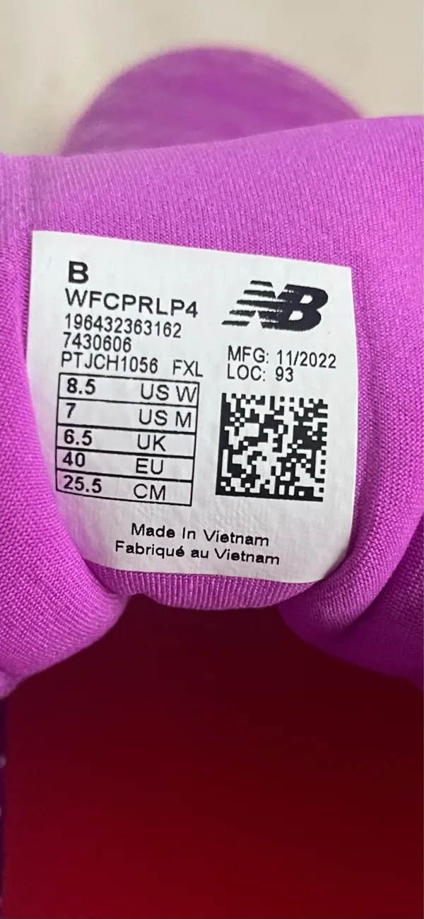 New Balance FuelCell Propel purple size 8.5 women’s - Image 4
