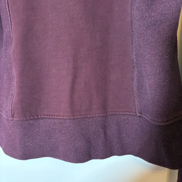Lululemon Scuba Hoodie II. Size 8 Great Pre-loved Condition, VINTAGE Circa 2014 - Image 6