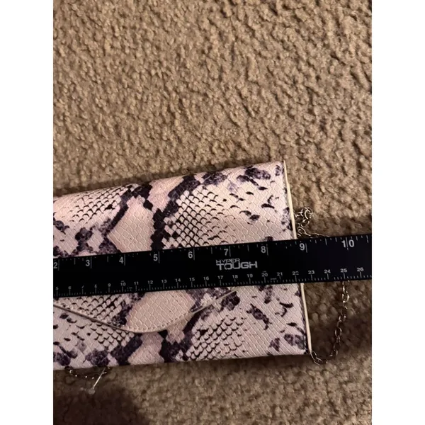 Steve Madden Bwordly Natural Snake Crossbody Bag - Image 8