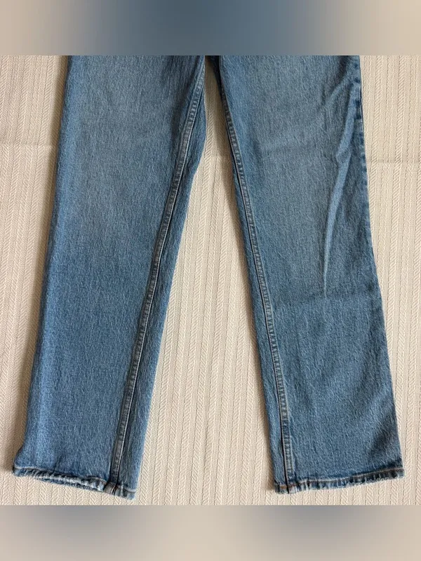 Abercrombie & Fitch Curve Love Mid Rise 90s Straight Jean Size 25/0 Short - Image 4