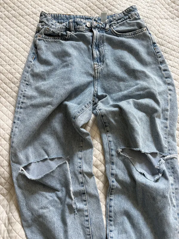 H&M Jeans Ripped - Image 3