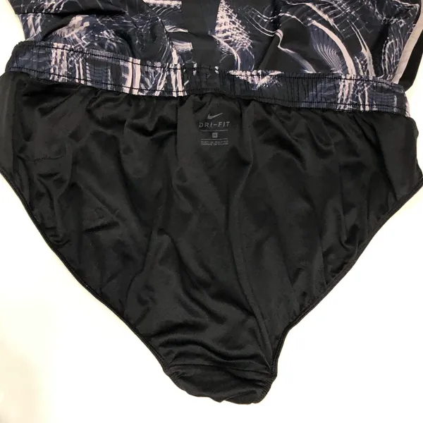 Nike Dri-Fit Tempo Running Shorts  - Image 10