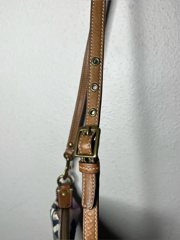 Vintage Coach Denim Sig Patchwork Floral Embroidered Crossbody Purse Bag 10819 - Image 8