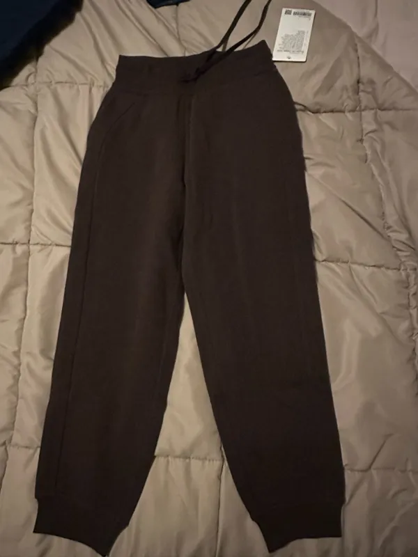 Lululemon Scuba Joggers - Image 2