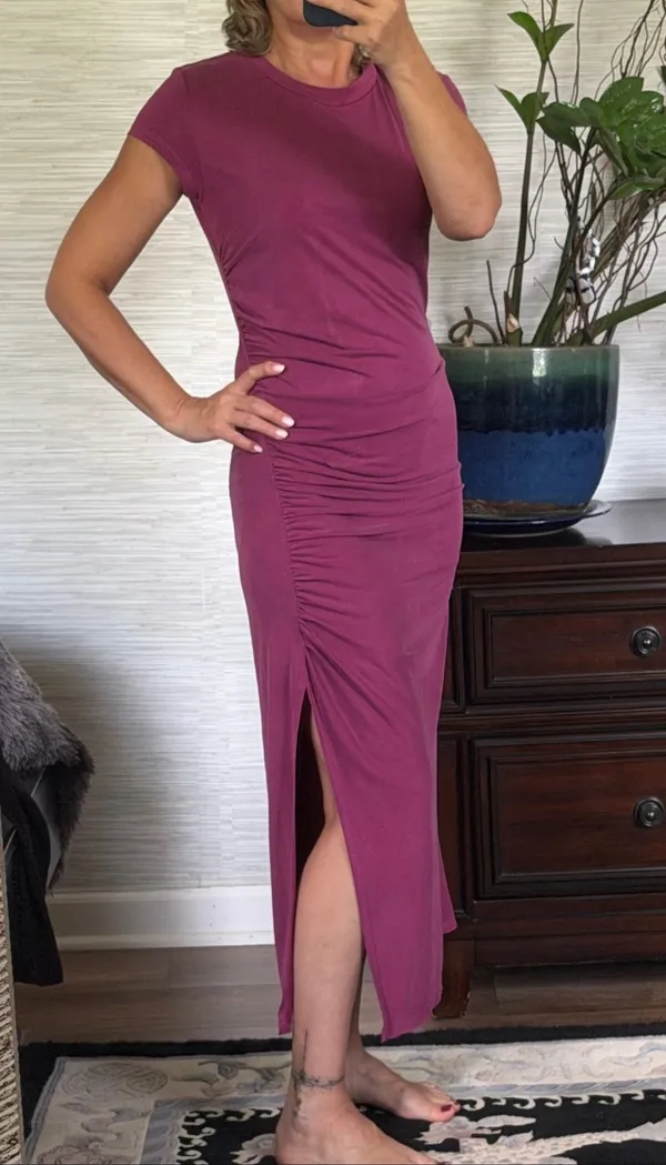 Vestique Mauve Ruched Side Slit Maxi Dress Size S Short Sleeve Bodycon - Image 6