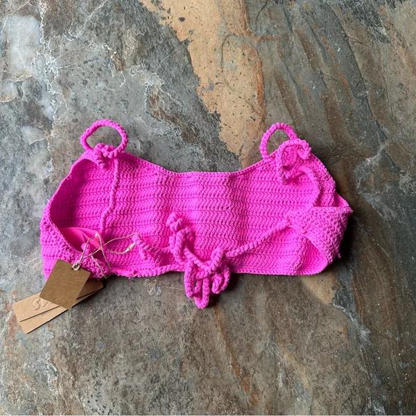 Skims Crochet Swim Scoop Bikini Top NWT Taffy Pink Women's Size Large - Image 9
