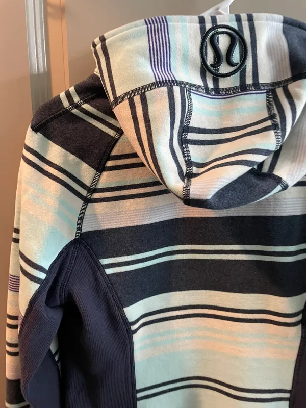 Lululemon Scuba Jacket - Image 4