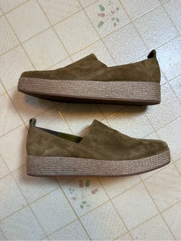 Vince Saxon 4 Suede Espadrille Wedge Platform Sneakers in Olivewood Size 7.5 - Image 3
