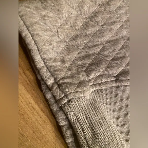 Patagonia Women’s Gray and Maroon Sweater — Slight Flaws - Image 6