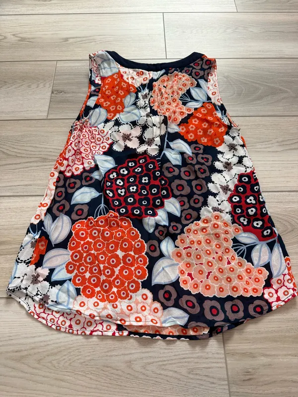 Boden Carrie Sleeveless Floral Semi Sheer V-Neck Blouse - Image 4