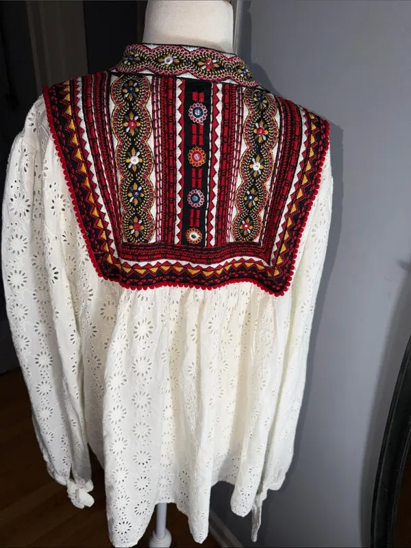 Zara White Eyelet Tunic with Red Multicolor Embroidered Yoke - Image 7