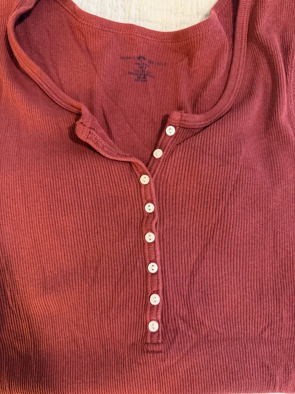 Brandy Melville Top Button-Up - Image 2