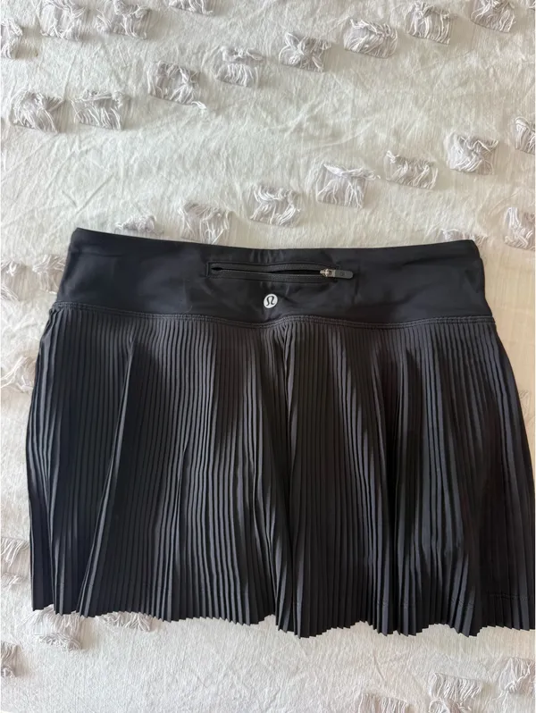 Pleat To Street Lululemon Skirt - Image 3