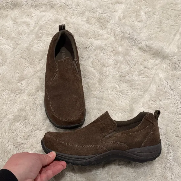 L.L. Bean Brown Suede Slip-On Women's Clogs‎ Size 7 - Image 3