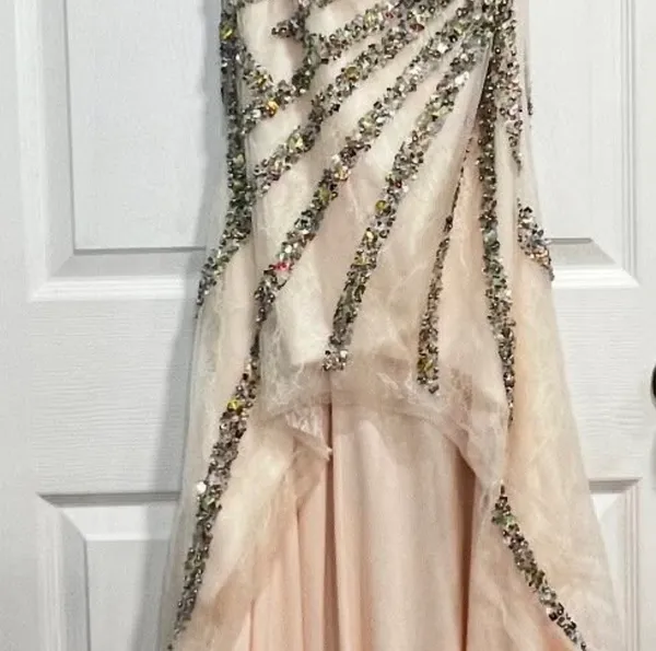 Prom Dress Boubou Silver Size 6 - Image 3
