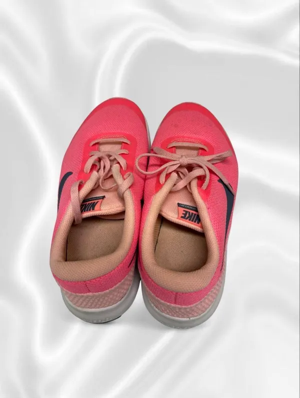 Nike Women’s Running Shoes - Image 2