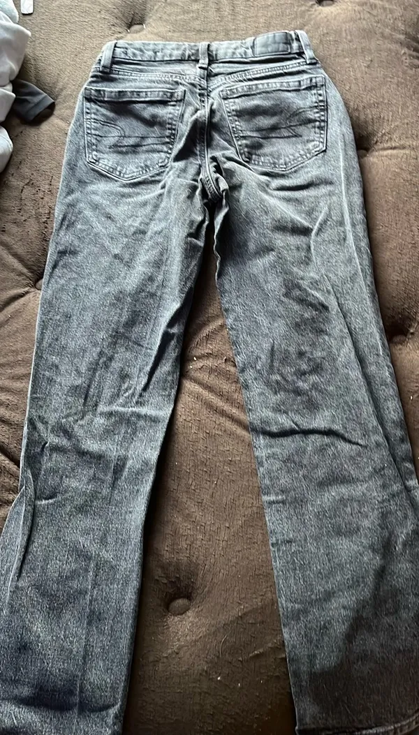 American Eagle Jeans - Image 2