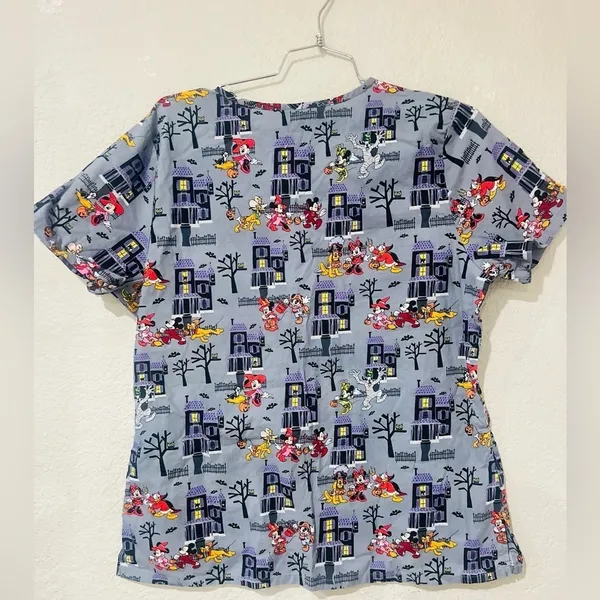 Disney Halloween Size L Multicolored Scrub Top Mickey Minnie Goofy Like new - Image 3