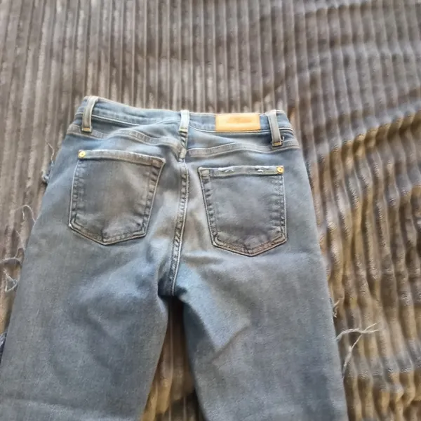 7 For All Mankind Jeans  25 - Image 3