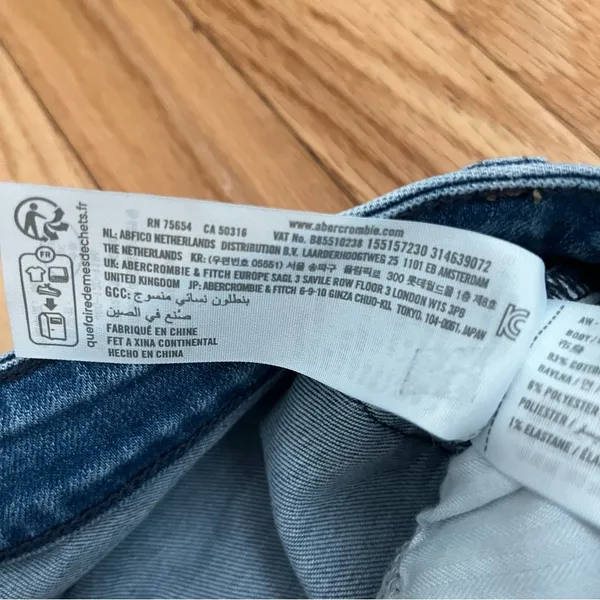 Abercrombie & Fitch The Super Skinny Mid Rise jeans. Size 27/4 - Image 7