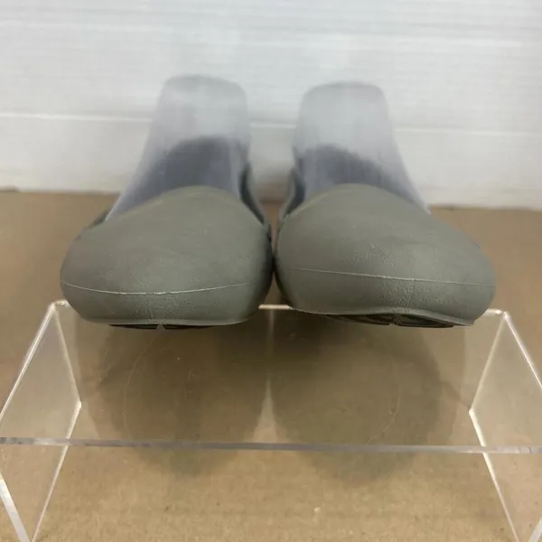 Crocs Eve Gray Ballet Flat Size W8 Iconic Comfort Pointed - Image 5