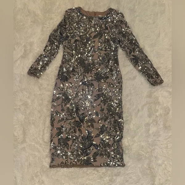 NEW Dress the population Emmalyn Sequins Long Sleeve Sliver Nude Midi size XXL - Image 4
