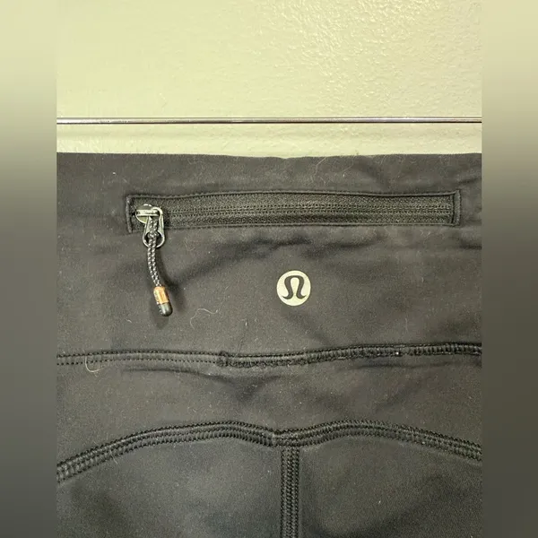 Lululemon Speed Tight Ruching Detail Leggings Size 8 - Image 5