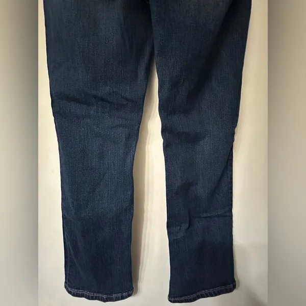 White House Black Market Women's Dark Blue Capri Jeans SZ 8 - Image 8